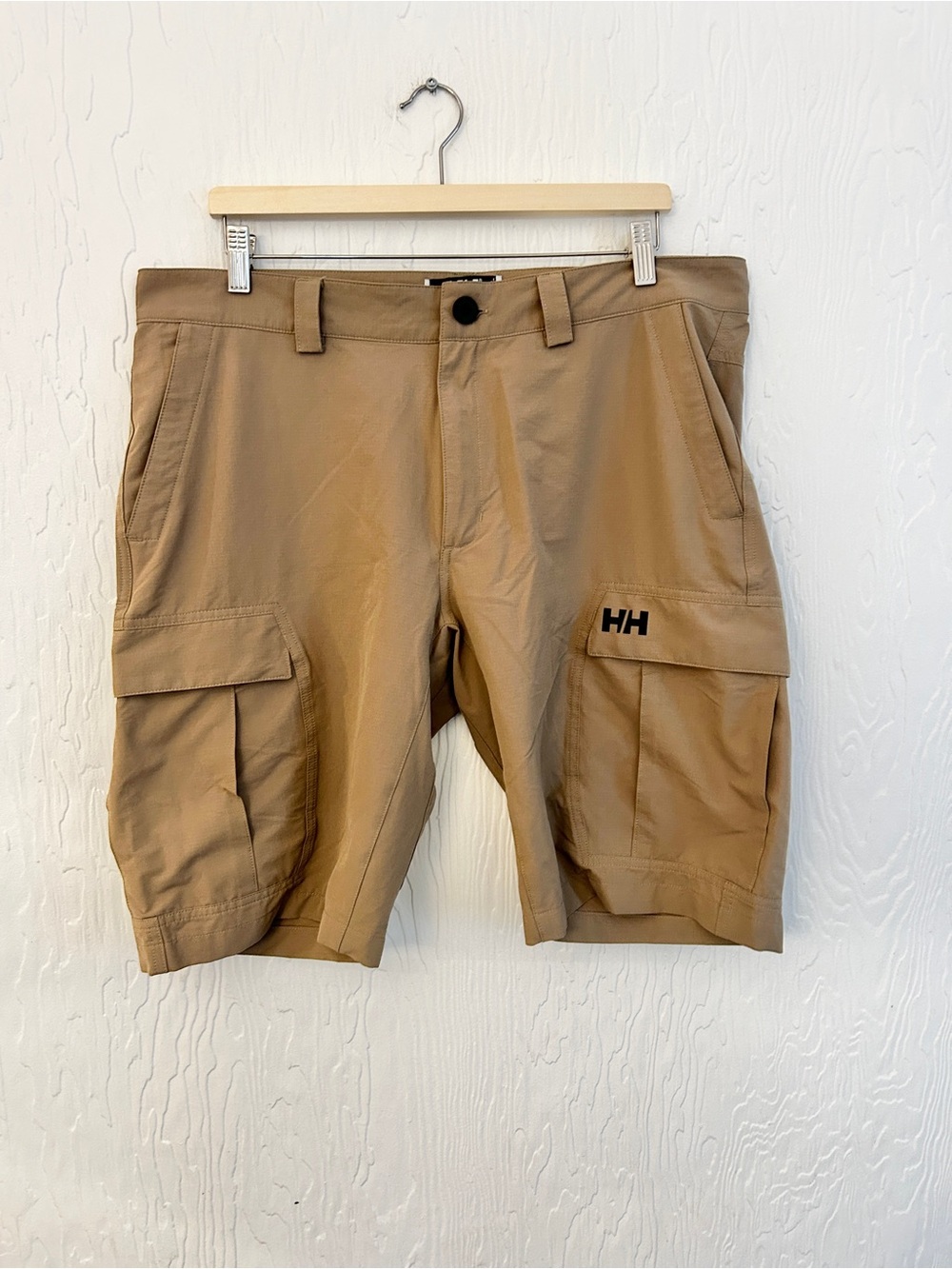 HELLY HANSEN Lightweight Cargo Shorts Men's 36 Quick Dry Hike Casual Outdoors